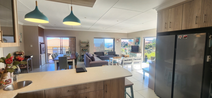 6 Bedroom Property for Sale in Dana Bay Western Cape